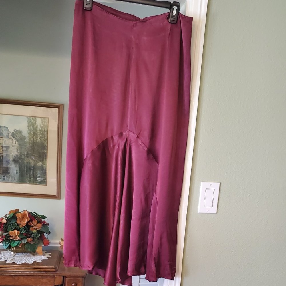 LaRedoute midi maroon fluted skirt